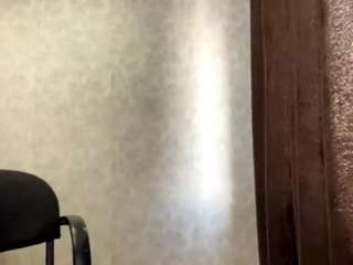 Live webcam model ronnikyseth on Soda Cams