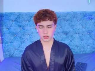 R Y A N   O N   F I R E