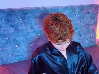 R Y A N   O N   F I R E