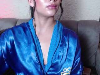 sluttyysucker Live Webcam on CamSoda