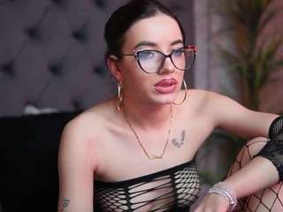 calliedoll live cam profile