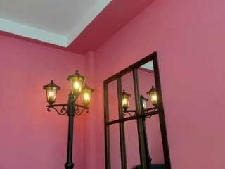 chloeviixen, male webcam model,  years old, on live webcam