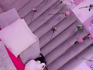 claudiia-sophia Live Webcam on CamSoda