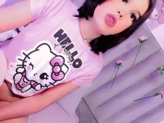 claudiia-sophia Live Webcam on CamSoda