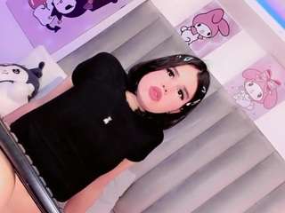 claudiia-sophia's CamSoda show and profile