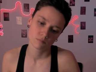 emi-fade Live Webcam on CamSoda