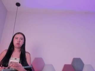 laraagold's CamSoda show and profile