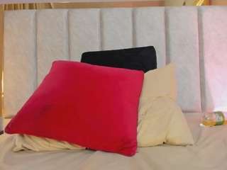 laraagold live cam profile