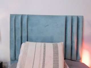 le modèle laraagold est en webcam porno dans un show sur le site camsoda, il possède les tags suivants: ahegao,nature,young adult,teen 18,skinny,shaved pussy,sexy,sexting,public,no smoking,ass,no drinking,natural,feet,erotic dance,doggy style,deepthroat,cum,cowgirl,brown eyes