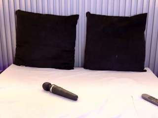 meegan-red Live Webcam on CamSoda