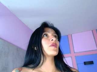 melannyy live cam profile