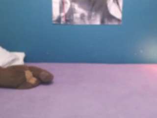 Live webcam model nadinnne34k on Soda Cams