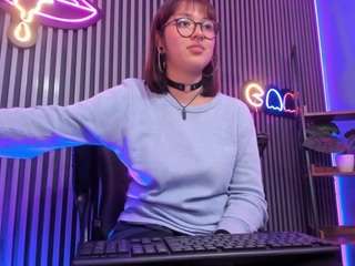 violettprince1's CamSoda show and profile