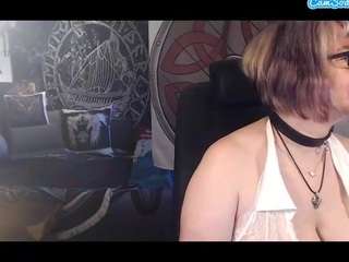 95ftitten Live Webcam on CamSoda