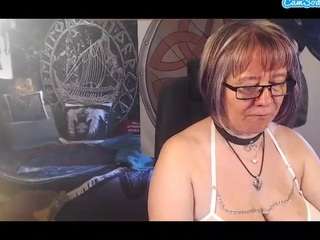 95ftitten Live Webcam on CamSoda
