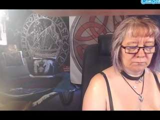95fTitten live webcam show