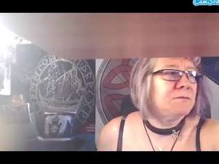 95fTitten live webcam show