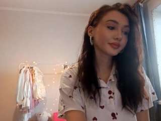 Live webcam model anwoloszyn on Soda Cams