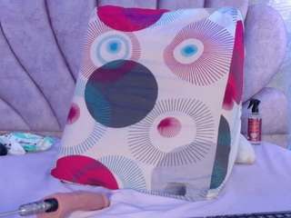 BellaaSanders live cam preview