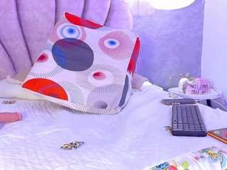 BellaaSanders live cam preview