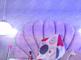 BellaaSanders live cam preview
