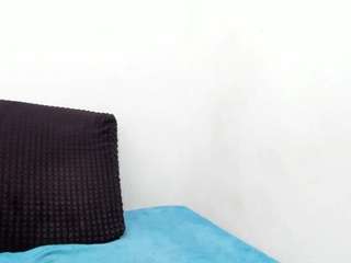 catalina32 Live Webcam on CamSoda