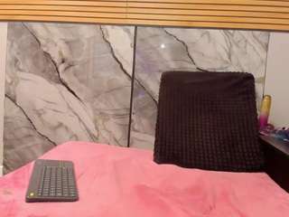 catalina32 Live Webcam on CamSoda