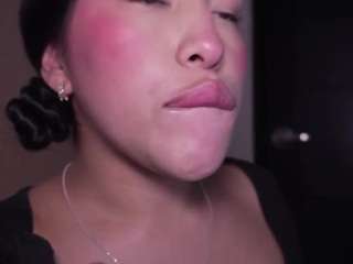 helener-mouth webcam