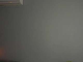 Live cam show with JenneferMoitoso