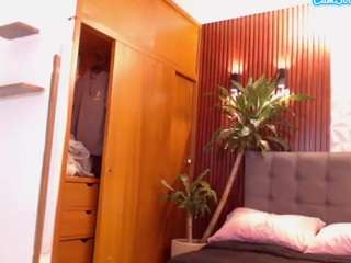 lia-cr1 live cam profile