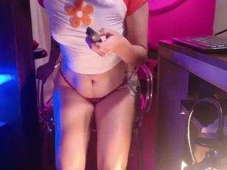 maddie-fields Live Webcam on CamSoda