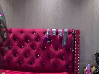 👄 MADDIE  FIELDS 👄