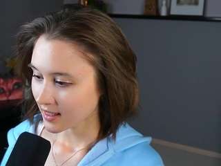 Live webcam model mikafanion on Soda Cams