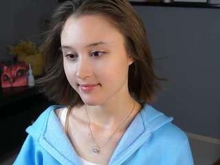 Live webcam model mikafanion on Soda Cams