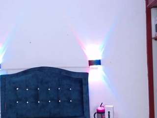 NathaliaMayson live webcam show