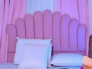 nicolemadrird webcam model