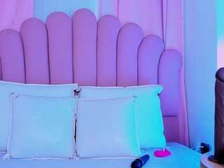 nicolemadrird webcam