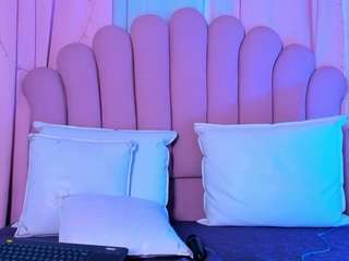 nicolemadrird webcam