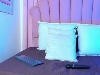 nicolemadrird webcam