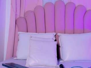 nicolemadrird webcam