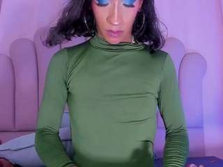 nicolemadrird's live room