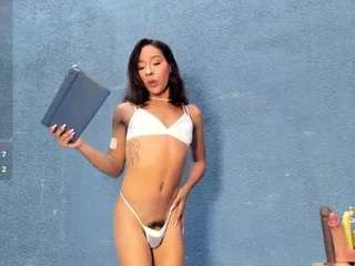 nicolemadrird live webcam show