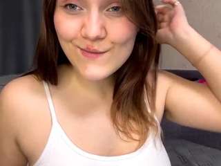 brandienailer live cam profile