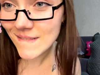 Adele — LIVE on Camsoda