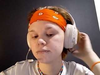 carmeliabanchero's CamSoda show and profile