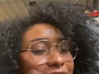 Live webcam model catalinaprincesa on Soda Cams