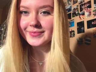 Live webcam model diadrage on Soda Cams