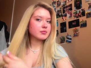 Live webcam model diadrage on Soda Cams