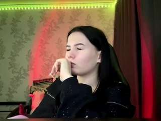 hanavargas Live Webcam on CamSoda