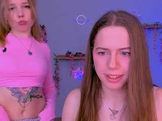 lumi-soft's CamSoda show and profile